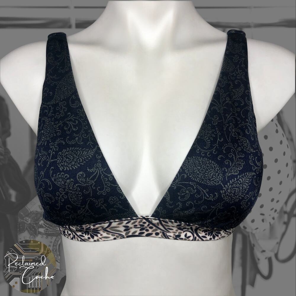 Athleta Navy Aqualuxe Batik Bikini Top - Size Small